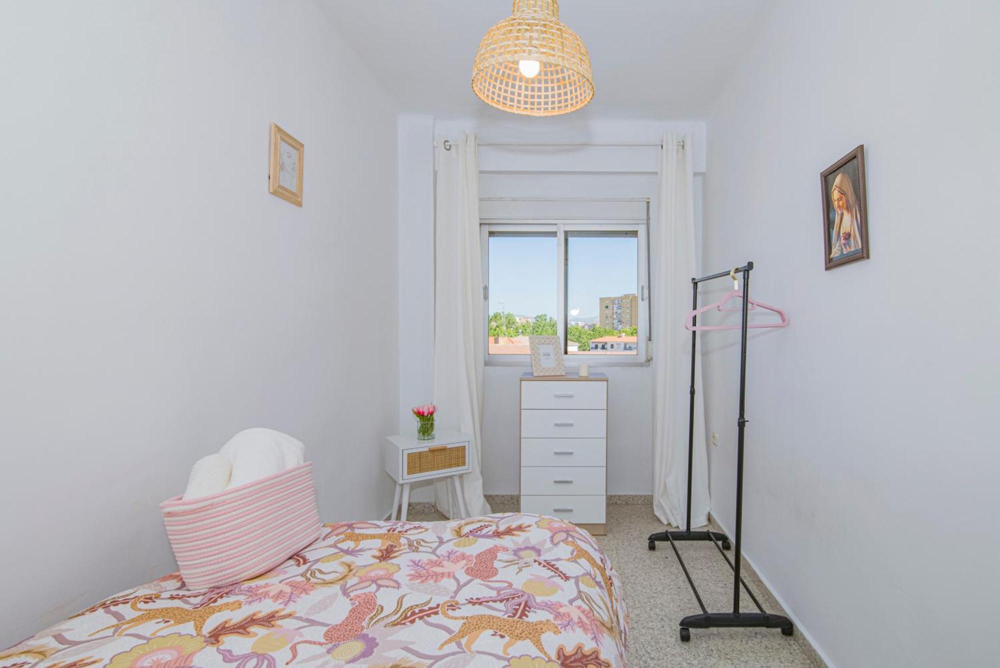 Delfin Retreat Con Terraza Junto A Parada De Metro Granada Eksteriør bilde