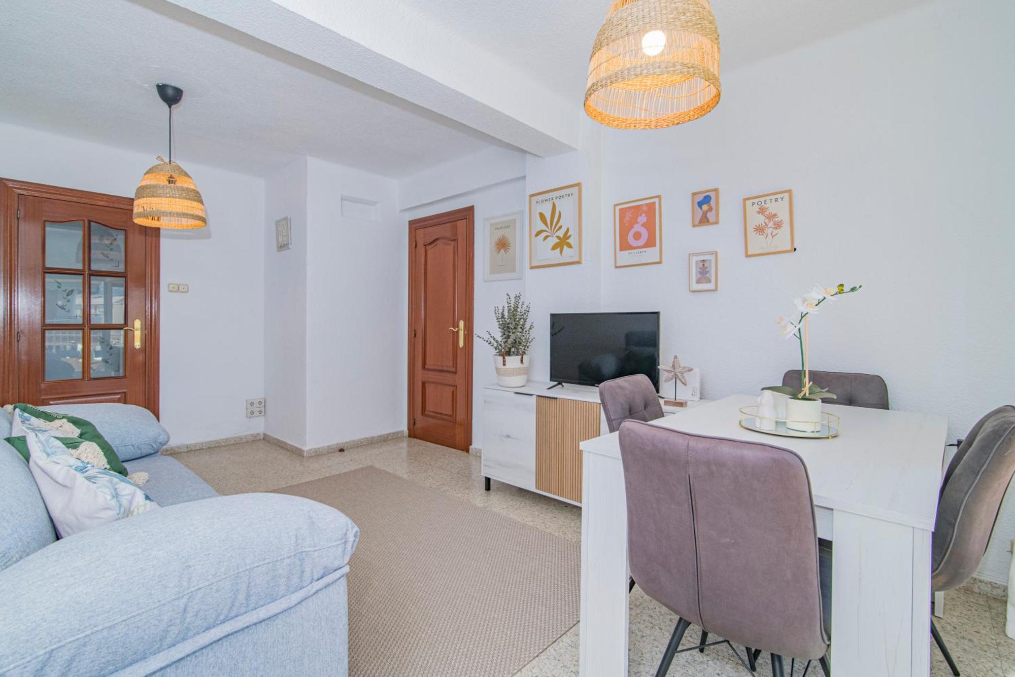 Delfin Retreat Con Terraza Junto A Parada De Metro Granada Eksteriør bilde