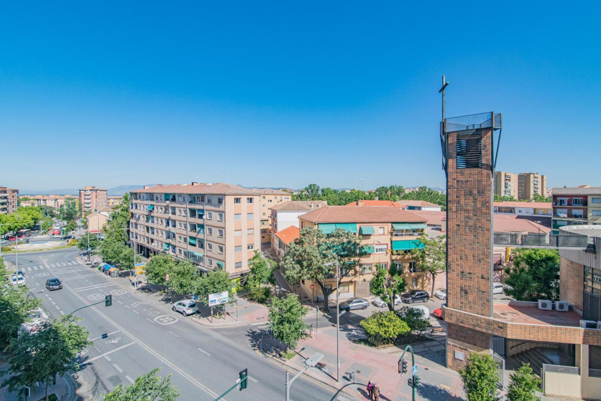 Delfin Retreat Con Terraza Junto A Parada De Metro Granada Eksteriør bilde