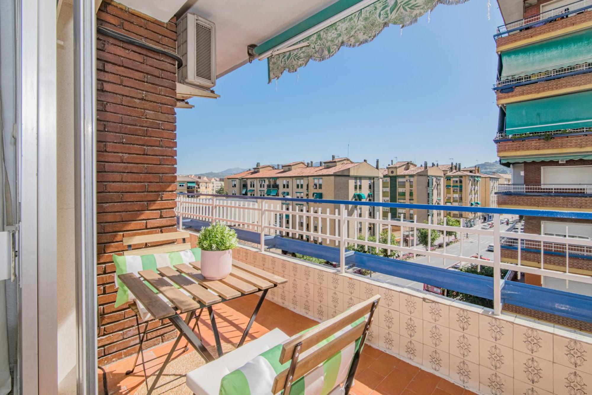 Delfin Retreat Con Terraza Junto A Parada De Metro Granada Eksteriør bilde